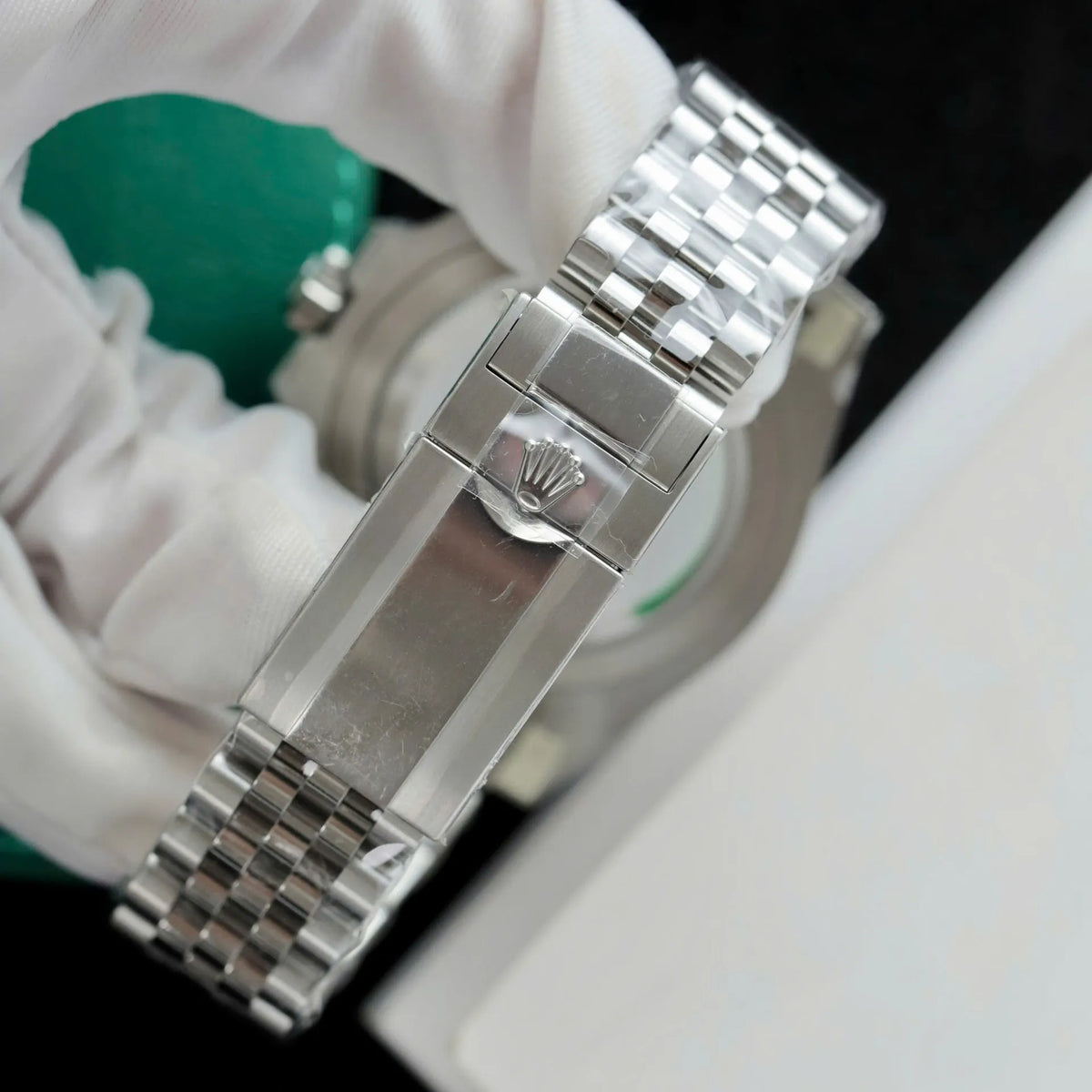 Rolex GMT-Master II 126729VTNR Jubilee “Absinthe”