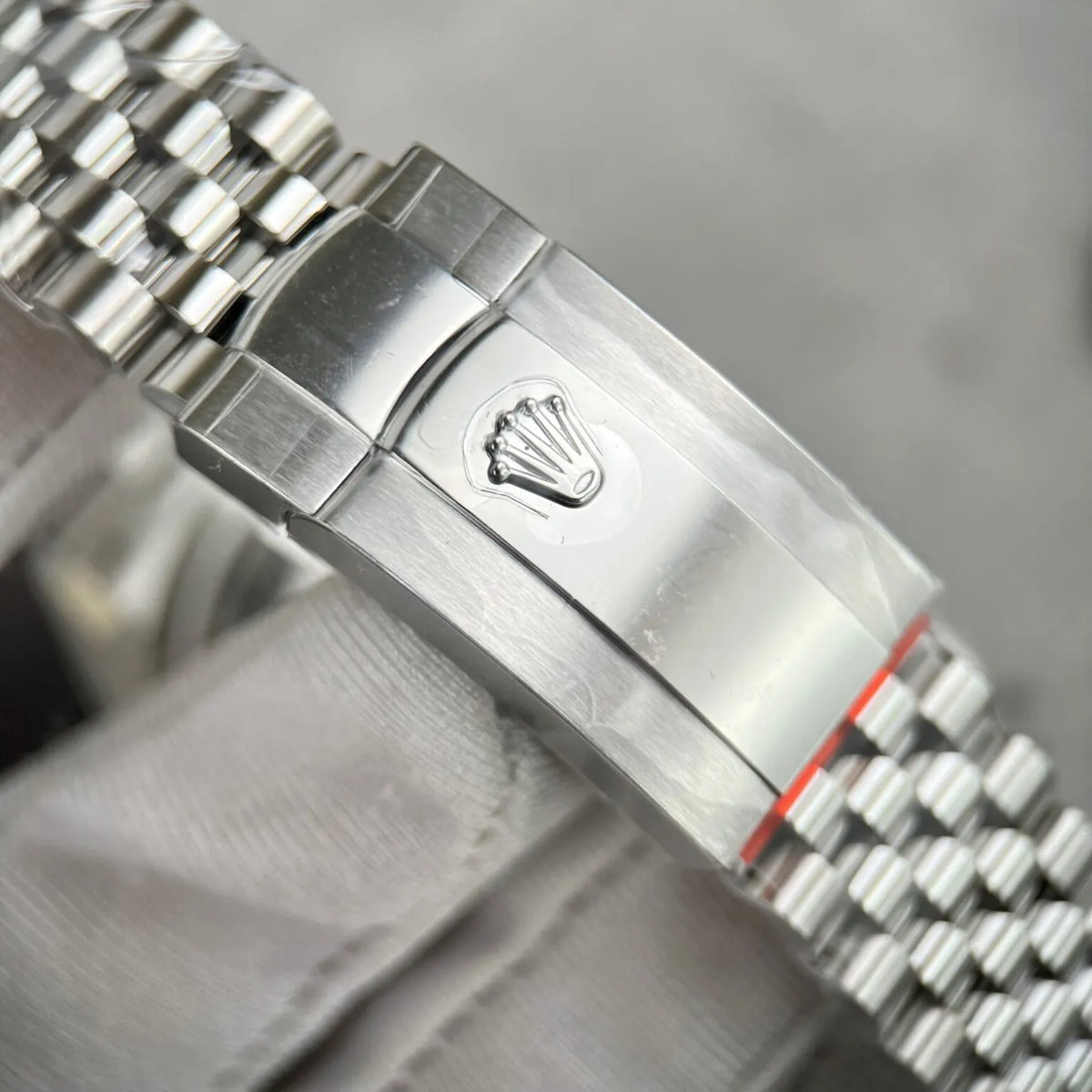 Rolex Datejust White Dial 16220-2 36 mm