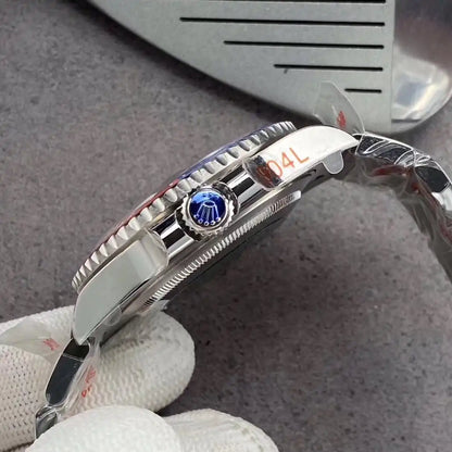 Rolex GMT-Master II 126710BLRO “Pepsi” Oyster