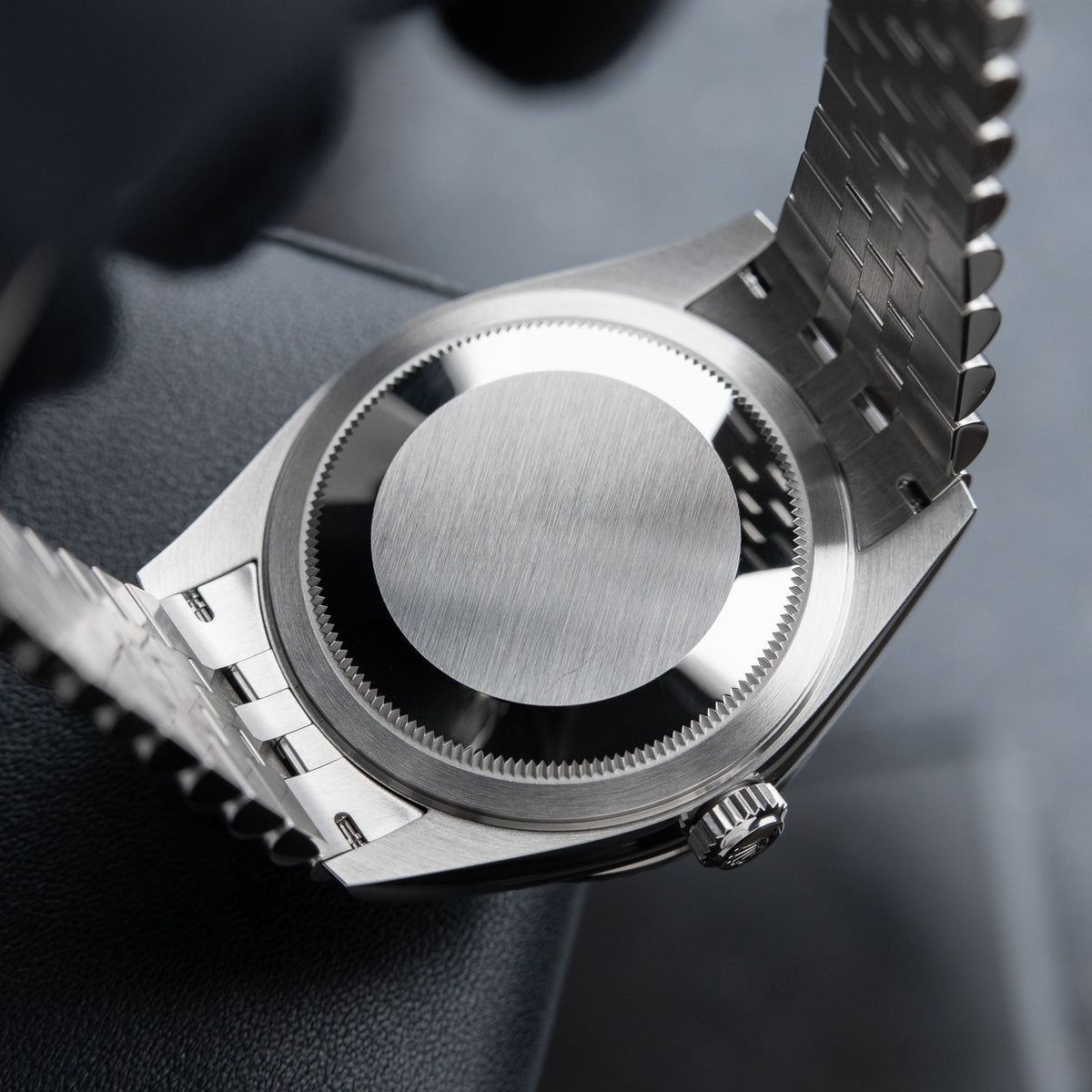 Rolex Sky-Dweller Bright black Dial 336934 Jubilee