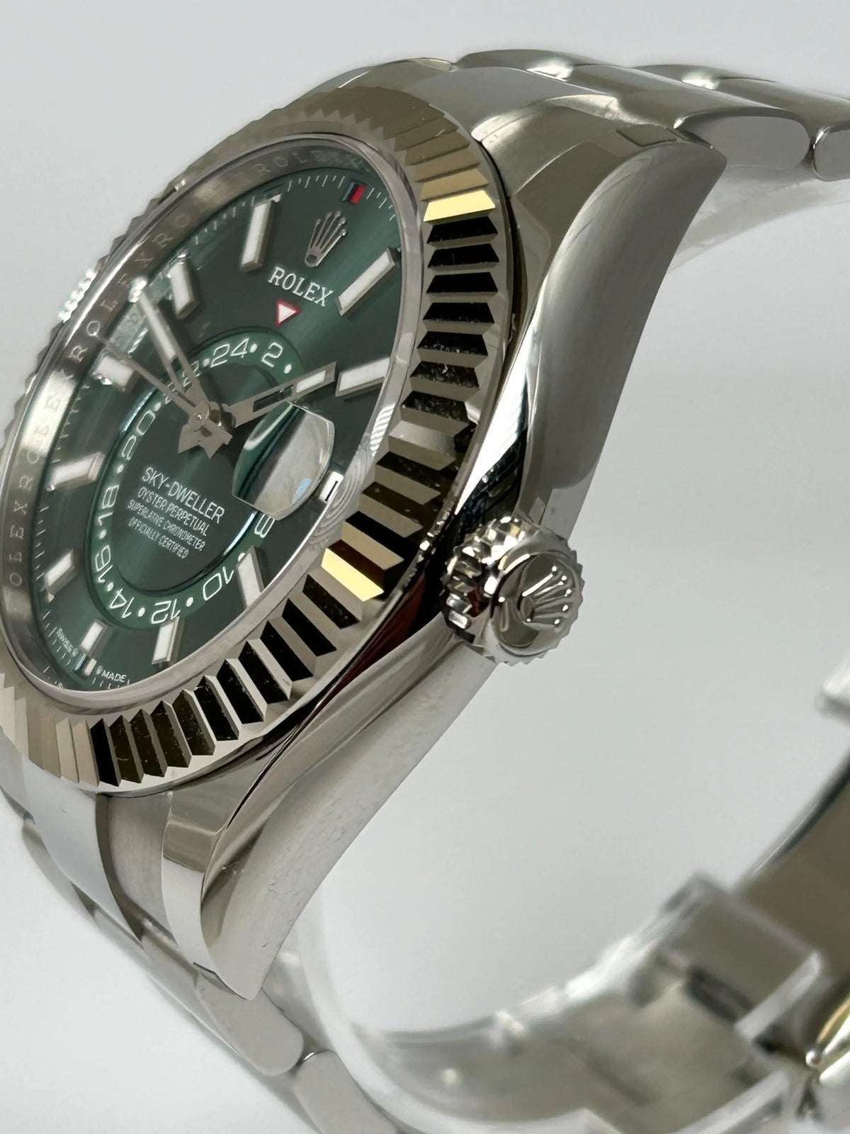 Rolex Sky-Dweller Mint green Dial 336934 Oyster