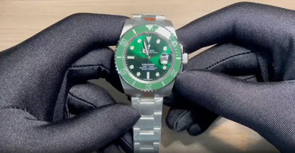 Rolex Submariner Green Dial 116610LV “Hulk”