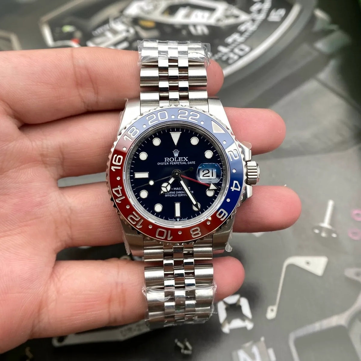 Rolex GMT-Master II 126710BLRO “Pepsi” Jubilee