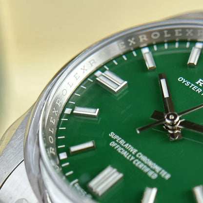 Rolex Oyster Perpetual Green Dial 124300 41 mm