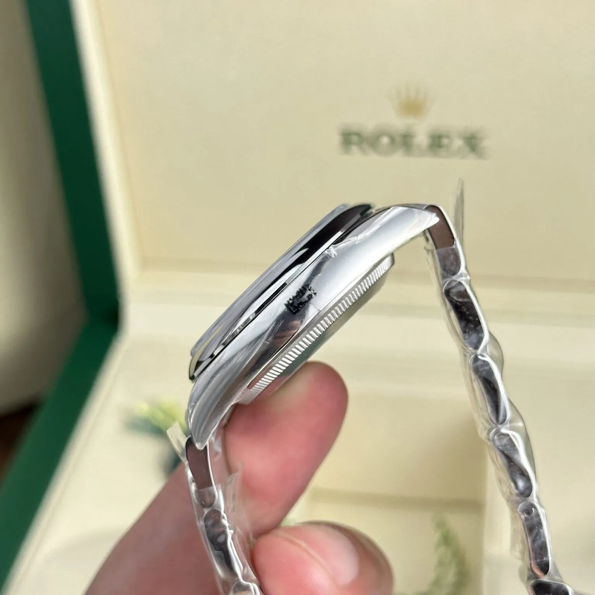 Rolex Oyster Perpetual Lady Blue Dial 126000 36 mm