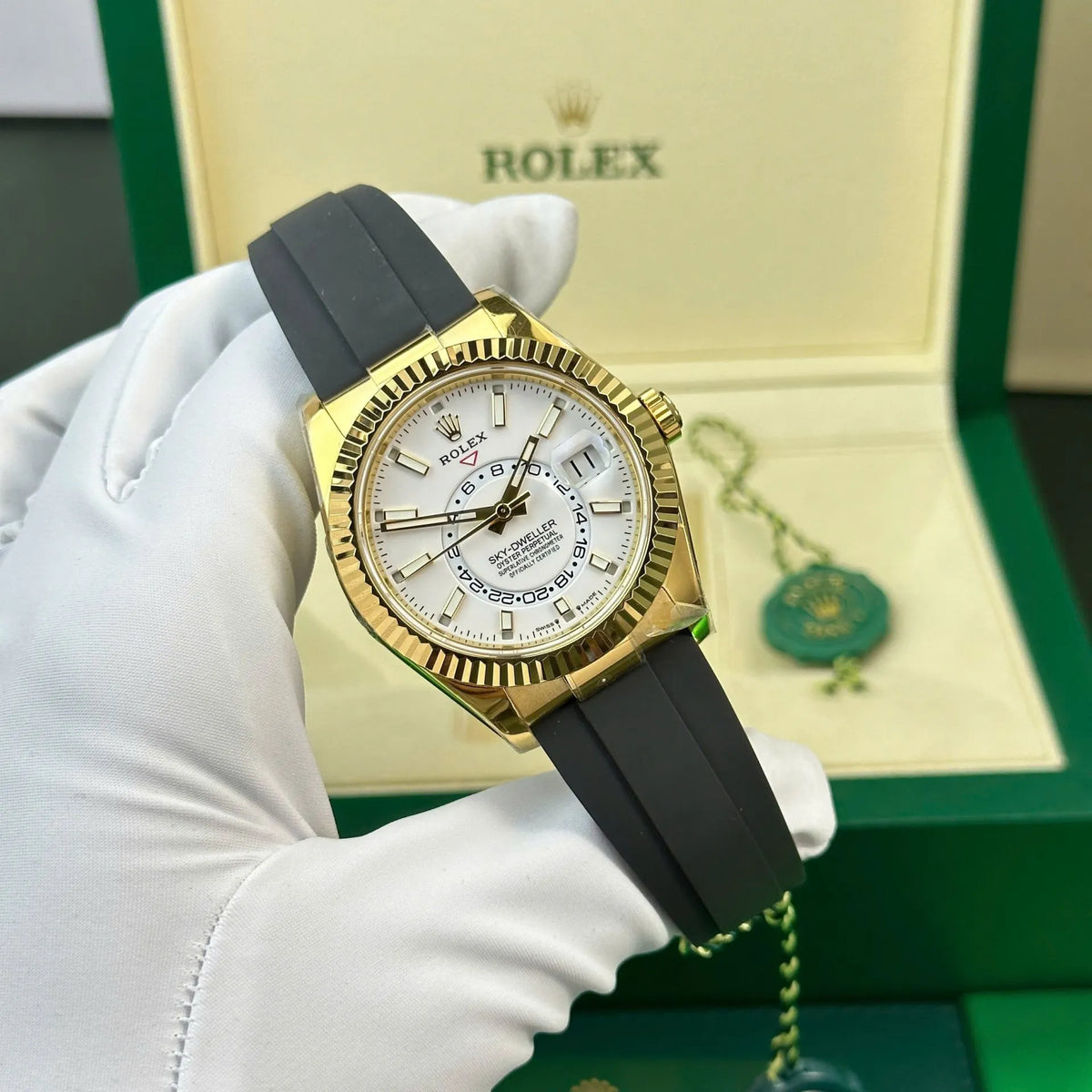 Rolex Sky-Dweller Intense white Dial 336238