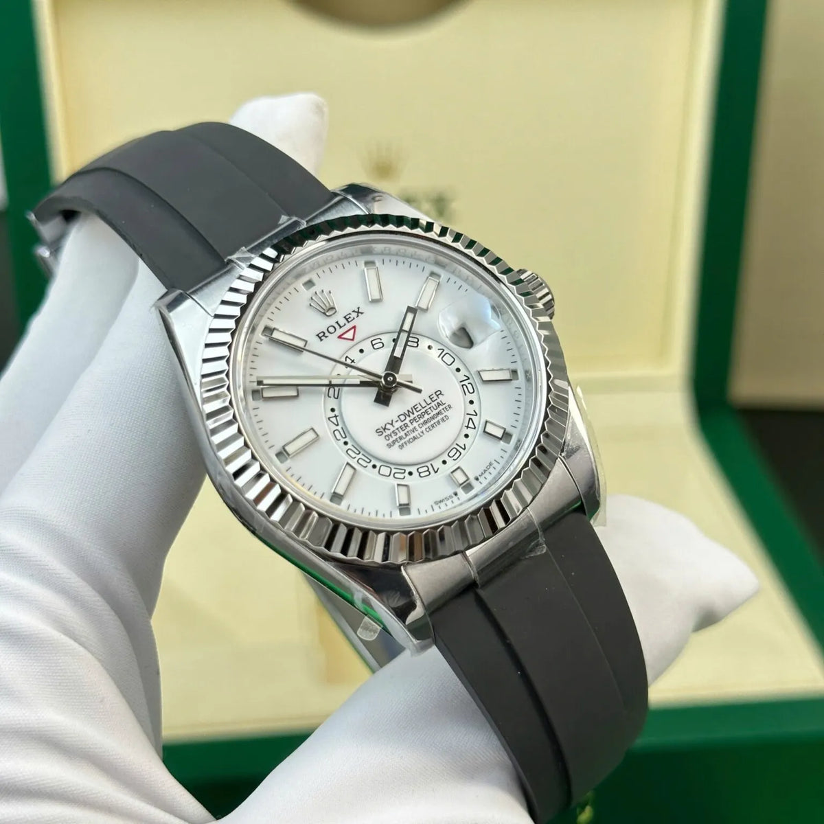 Rolex Sky-Dweller Intense white Dial 336239