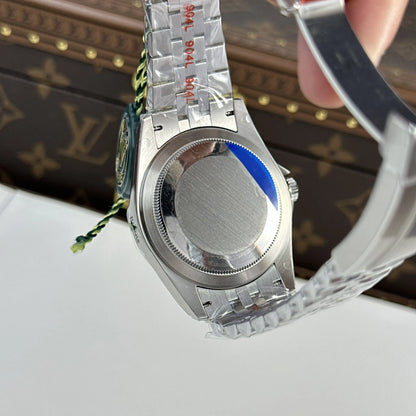 Rolex Sky-Dweller Intense white Dial 336934 Jubilee