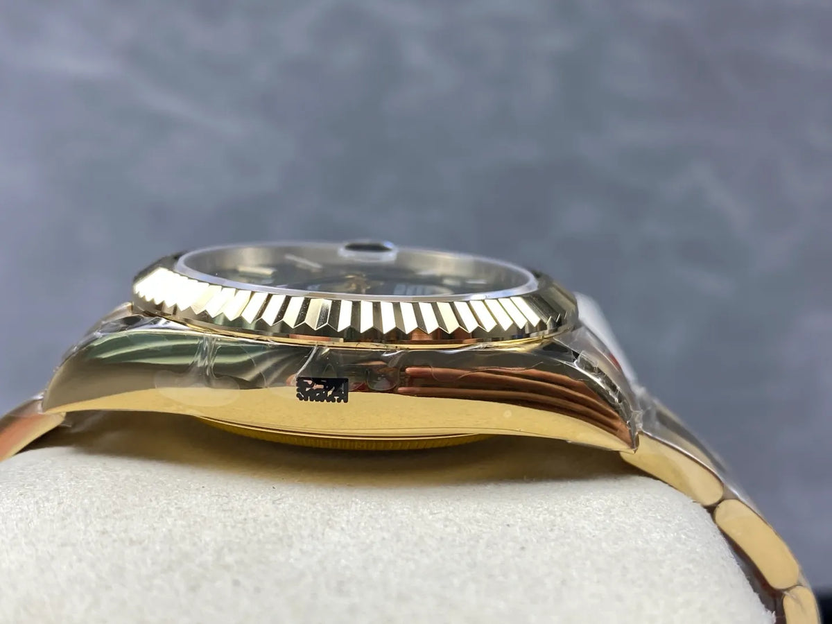 Rolex Sky-Dweller Green Dial 336938 (Oyster)