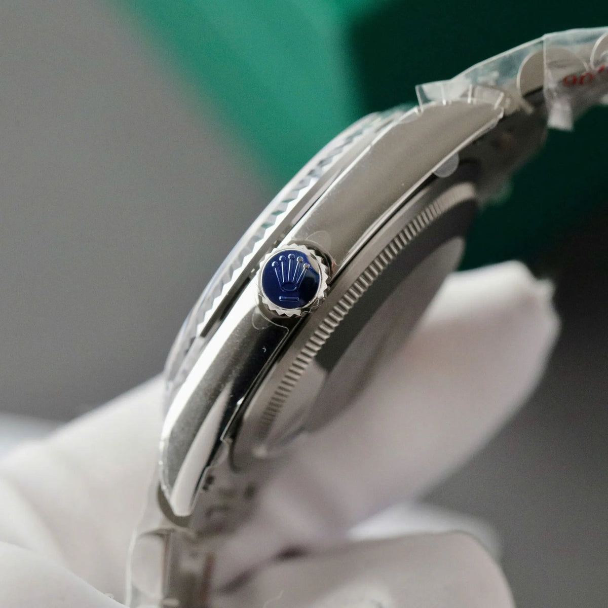 Rolex Day-Date Diamond-Paved Dial 128236-0003 36 mm