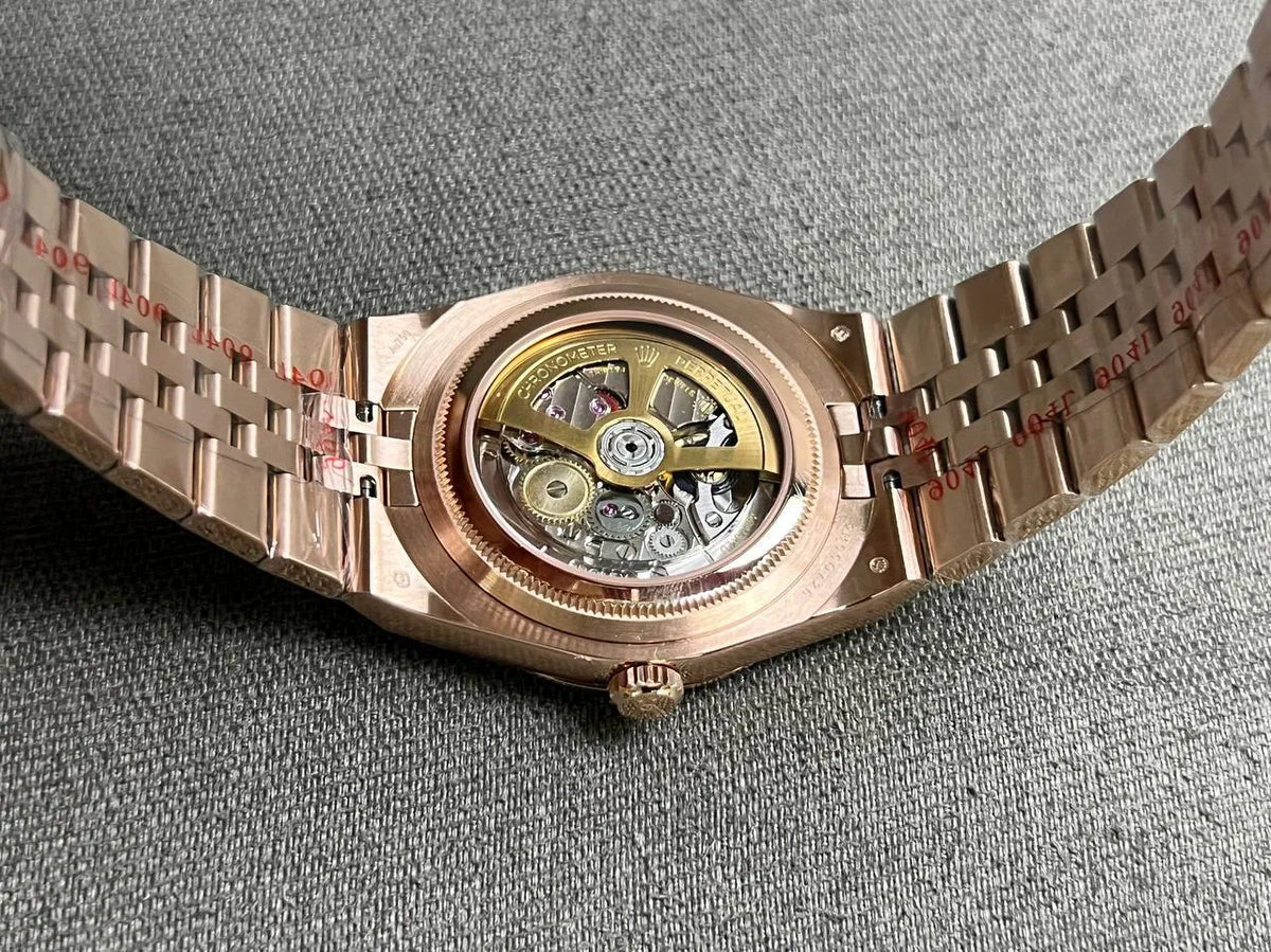 Rolex Land-Dweller 40 mm Everose gold (2025)