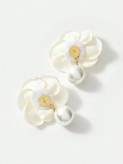 Elegant Flower Imitation Pearl Dangle Earrings
