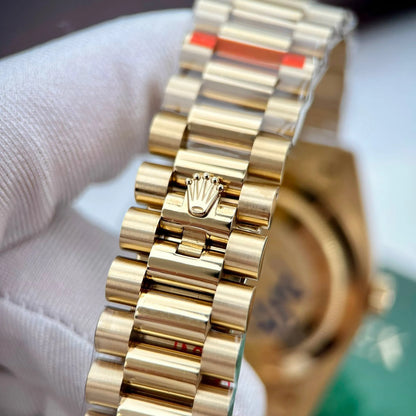 Rolex Day-Date Silver Dial 228238-0002 40 mm