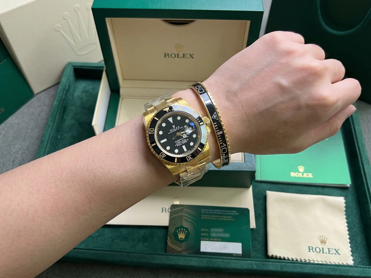 Black Submariner Gold Tone Bracelet