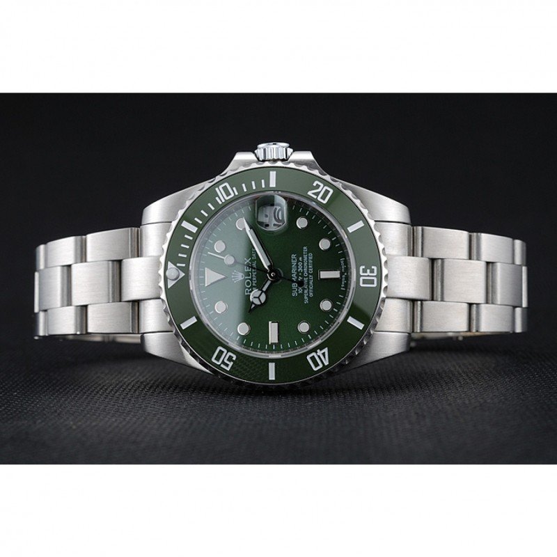 Rolex Submariner Green Dial 1454151