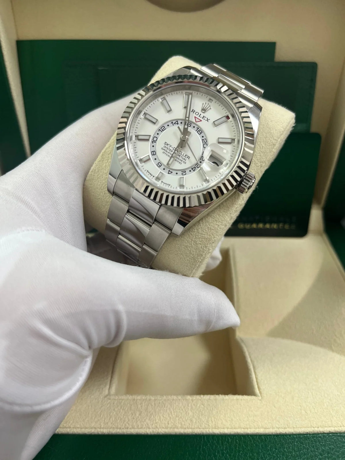 Rolex Sky-Dweller Intense white Dial 336934